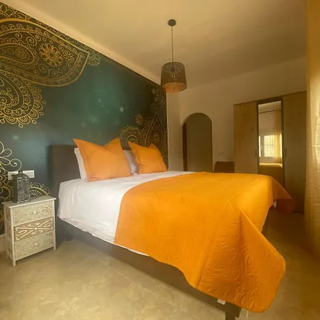 Cortijo Corazones Bed & Breakfast Cantoria