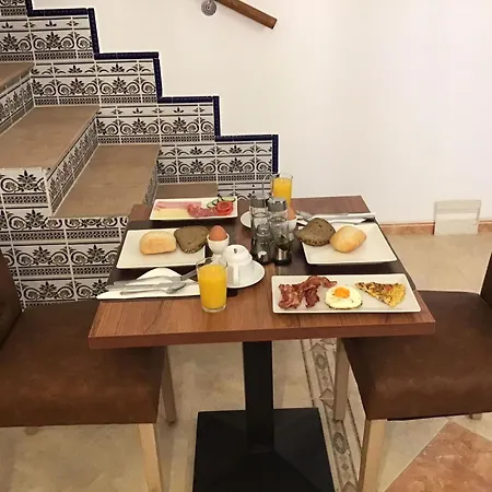 Cortijo Corazones Bed & Breakfast *