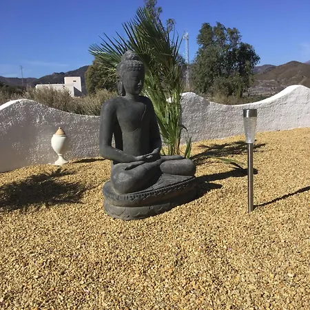 Cortijo Corazones Bed & Breakfast *