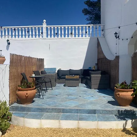 Bed & Breakfast Cortijo Corazones *